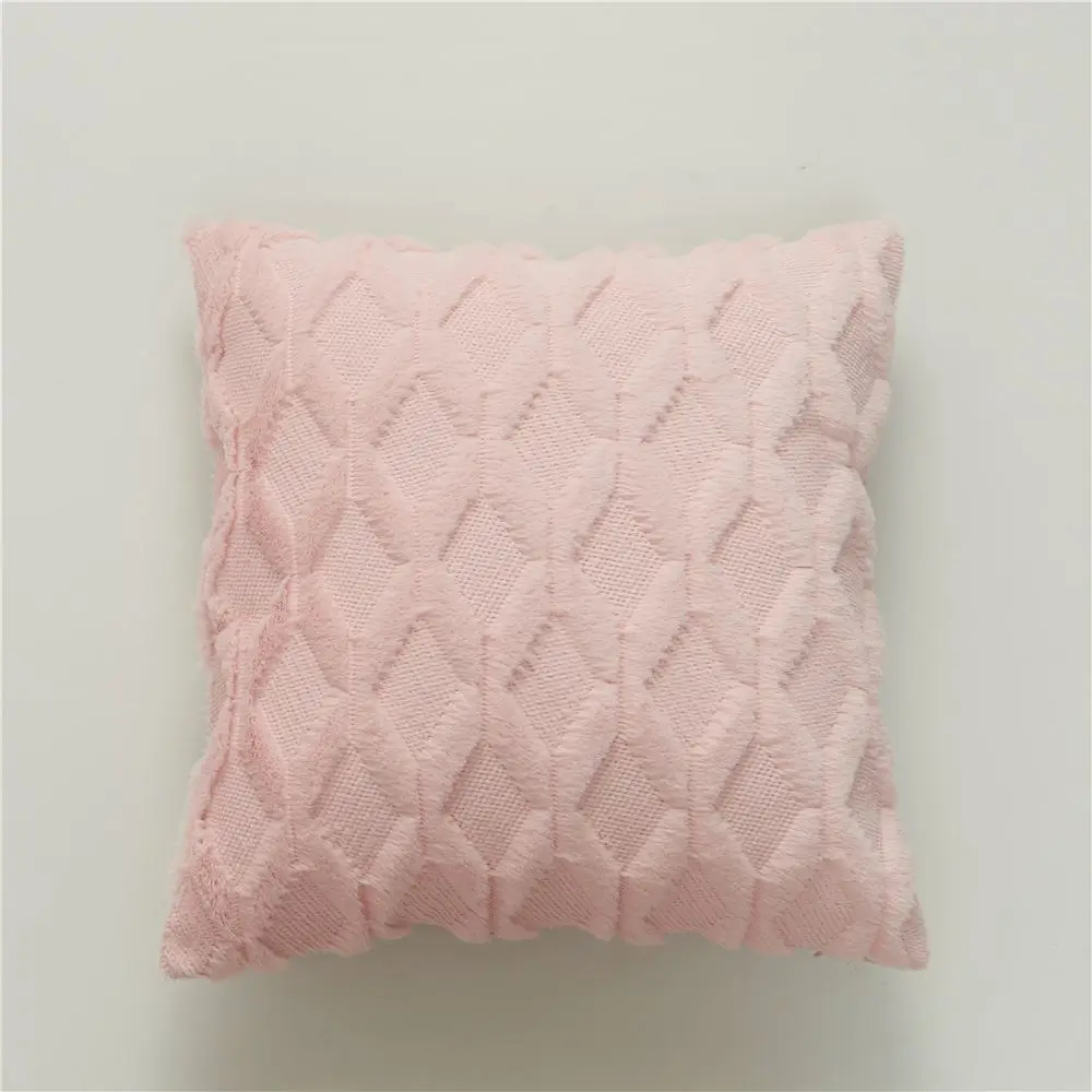 Kissenbezug Weiß mit flauschiger Rautenstruktur – Rosa