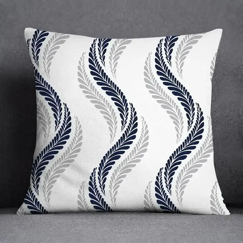 Kissenbezug 45x45 mit geometrischem Muster in Marineblau – Weiß – Farnblätter