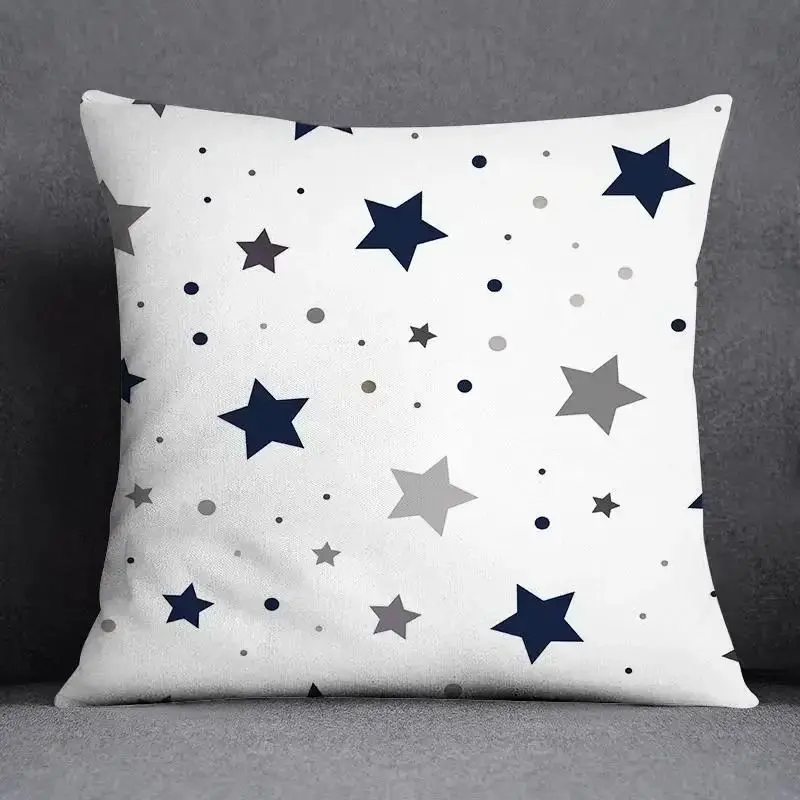 Kissenbezug 45x45 mit geometrischem Muster in Marineblau – Weiß – Sterne