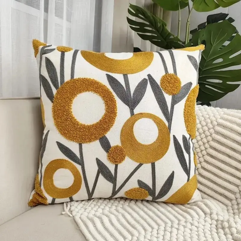 Kissenbezug Boho mit gestickten Blumen in Senfgelb – Senfgelb – Kreisblüten