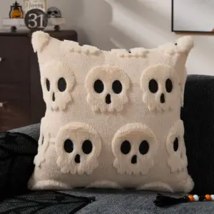 Kissenbezug 45x45 Weiß mit Geistern, Halloween-Deko – Creme – Totenköpfe