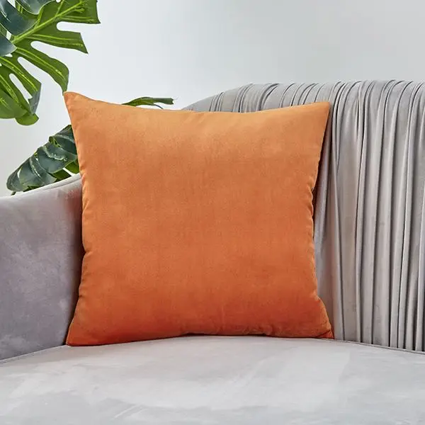 Kissenbezug 40 × 40 cm in Samtoptik, einfarbig und weich – Orange